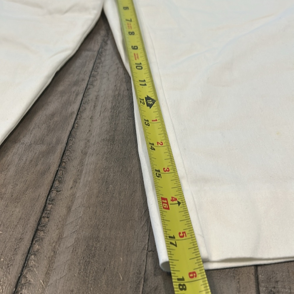 Worthington Modern Fit White Capris Comfortable and Versatile Women's Size 8 - Picture 8 of 10